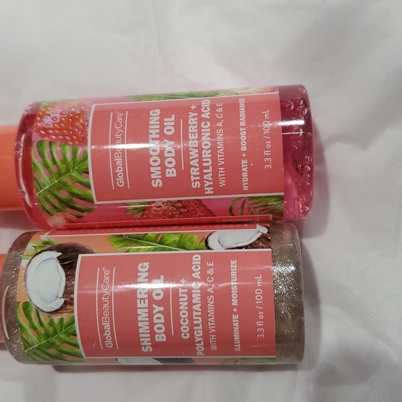 Shimmering coconut polyglutamic oil and strawberry hyaluronic acid smoothing oil - Picture 10 of 10